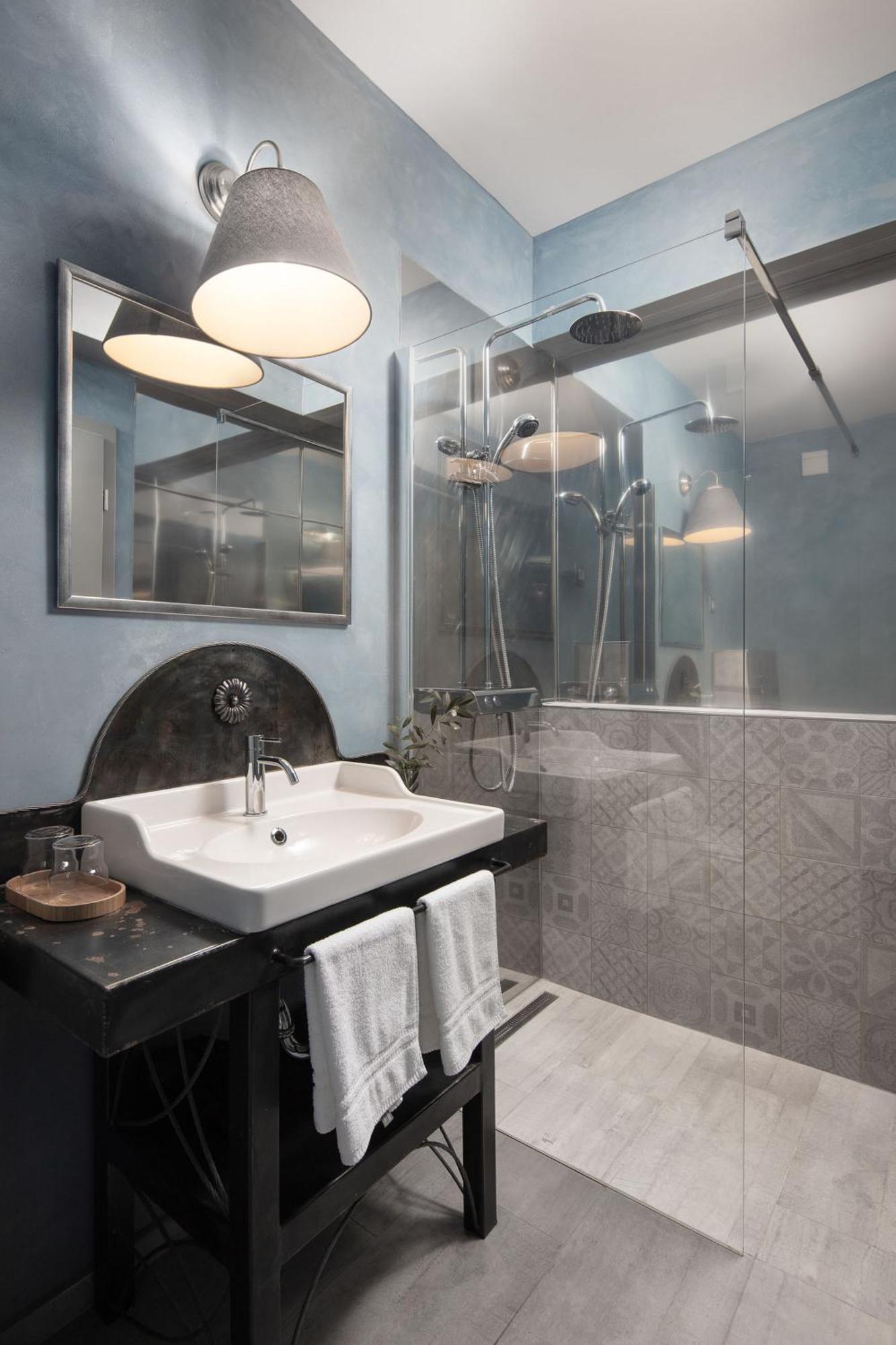 לאבין Mirakul Residence In A Cute Historic Town מראה חיצוני תמונה